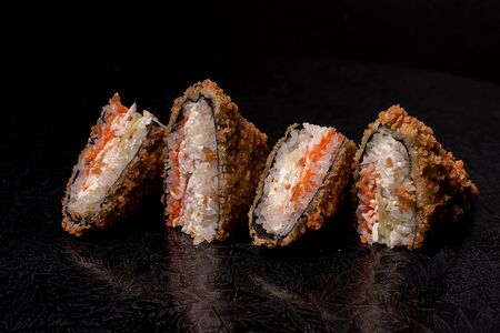 Суши-сендвич с лососем