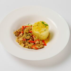 Поджарка свиная с пюре