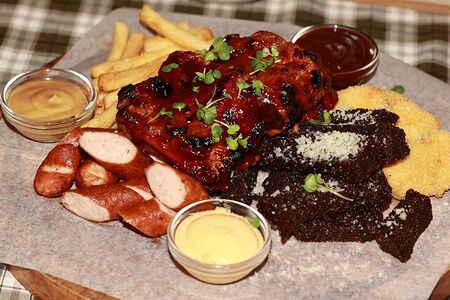 Ассорти горячих закусок