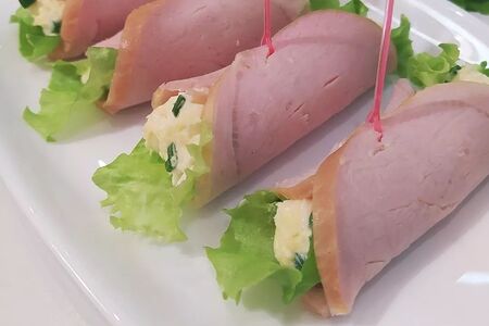 Рулетики из ветчины