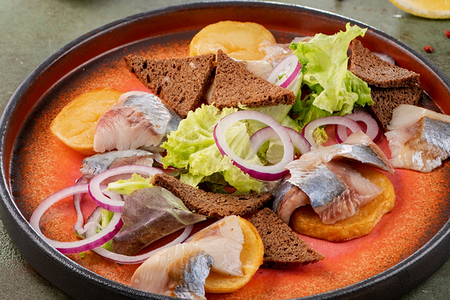 Селедочка пряного посола