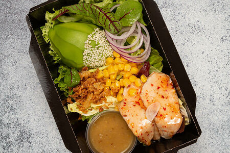 Салат с цыпленком Чипотле