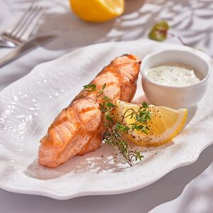 Стейк из лосося на гриле