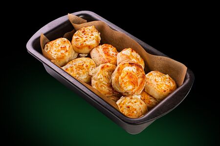 Рулетики сырные