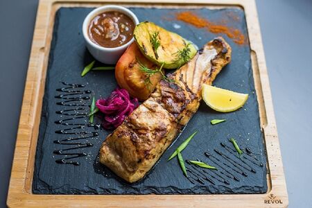 Стейк из белого амура