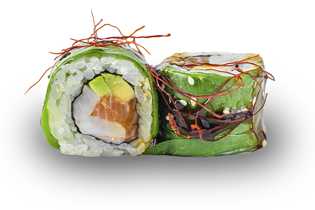 Ролл авокадо со шпинатом