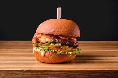 Пикантный бургер Яс