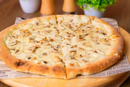 Пицца Грибная