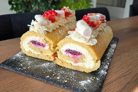 Бисквитный рулет (целый)