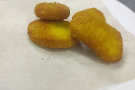 Куриные наггетсы