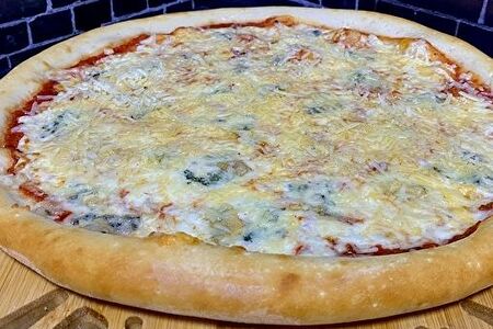 Пицца Сырная