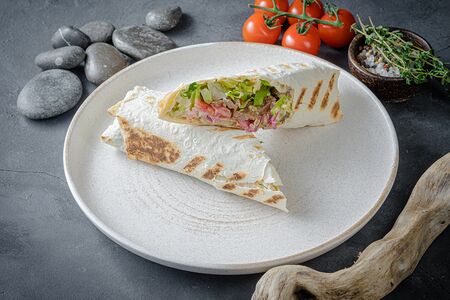 Encore-ролл с ростбифом