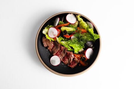 Стейк-салат с мраморной говядиной из хостера