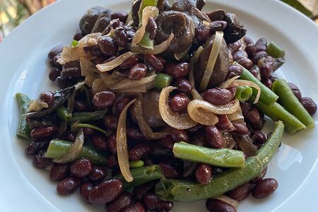 Фасоль с грибами