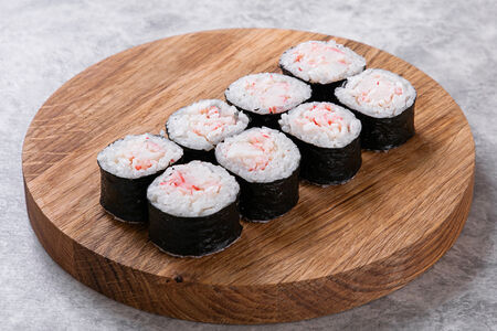 Ролл с крабом