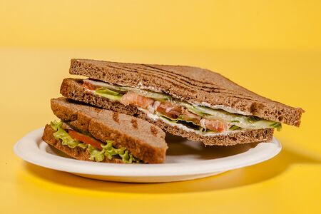 Сэндвич с лососем