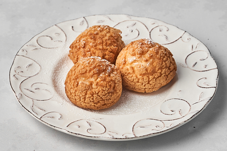 Шу (малиновый, манго-маракуйя, шоколадный)