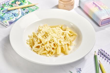 Паста с сыром и сливочным маслом