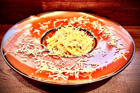 Спагетти с курицей и грибами