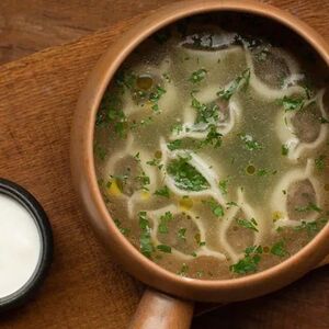 Турецкие пельмешки с куриным бульоном