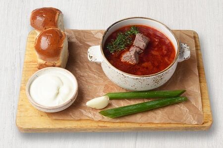 Борщ красный