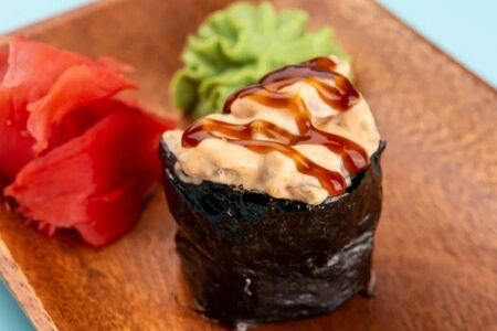 Спайси суши с угрем