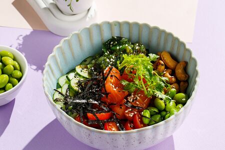 Поке с лососем