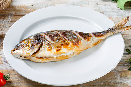 Дорадо на мангале