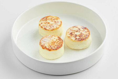 Классические сырники с топпингом