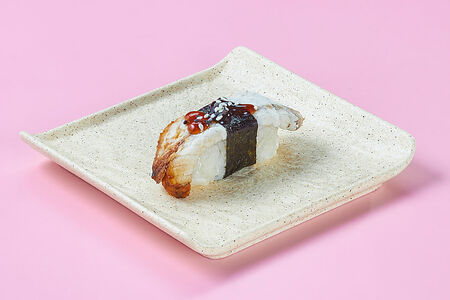 Суши с угрем