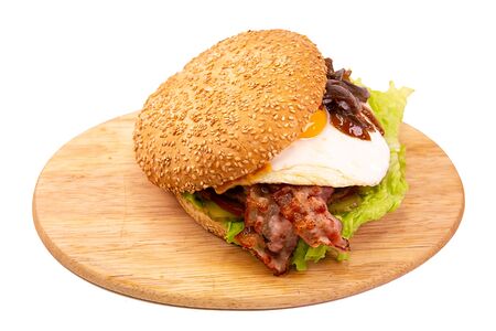 Бургер с говядиной