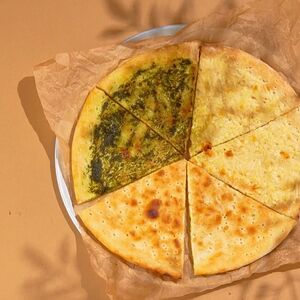 Фокачча с соусом песто