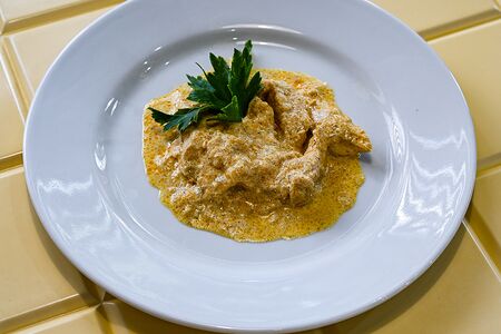 Индейка в сливочном соусе