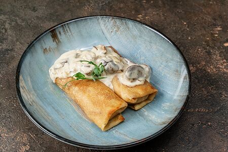 Блинчики с мясом и грибами