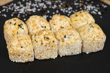 Окаяма с мидиями