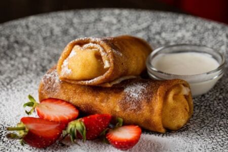 Блины с яблоком и корицей 