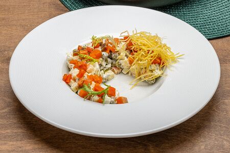 Оливье с копченой курицей 