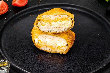 Горячий онигири с курицей