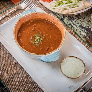 Լոբով կծու ապուր