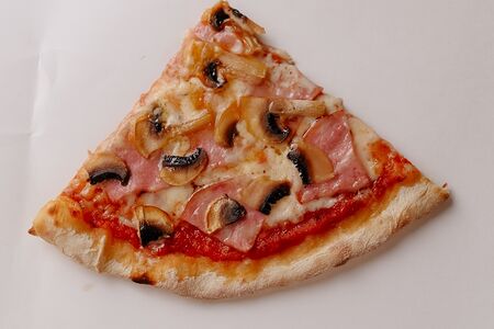 Ветчина и грибы