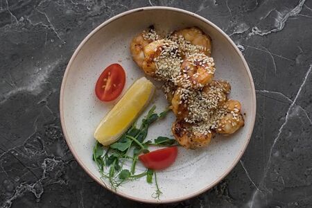 Тигровые креветки в соусе терияки