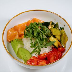 Poke Bowl с семгой