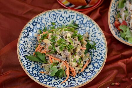 Салат Восточный с языком, омлетом и казы