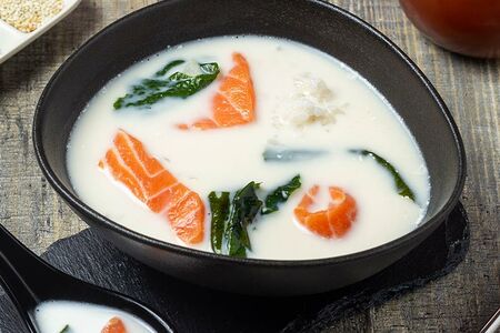 Суп сливочный с лососем
