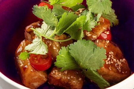 Салат с хрустящими баклажанами 