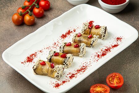 Рулетики из баклажанов