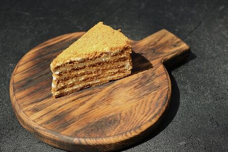 Шоколадный медовик