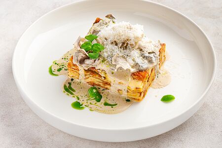 Мясная лазанья