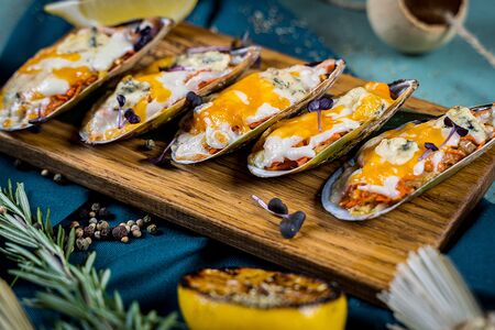 Запеченные мидии по-бразильски 