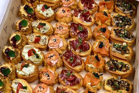 Бокс Профитроли и эклеры XL